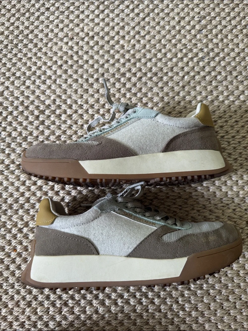 Neutral Multi-Tone Women's Sneakers - Casual Comfort
